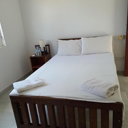 Amssler Beach Stay Kalutara Eksteriør billede