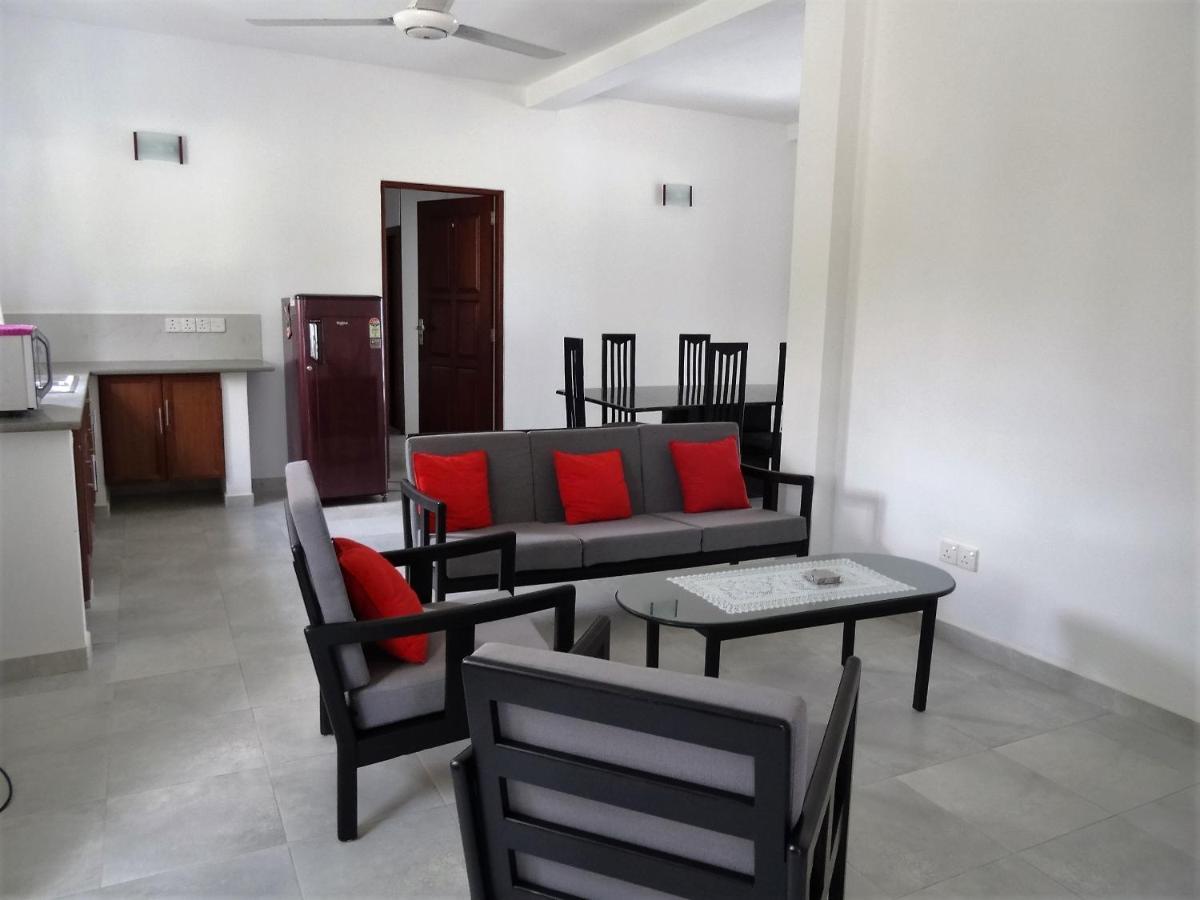 Amssler Beach Stay Kalutara Eksteriør billede