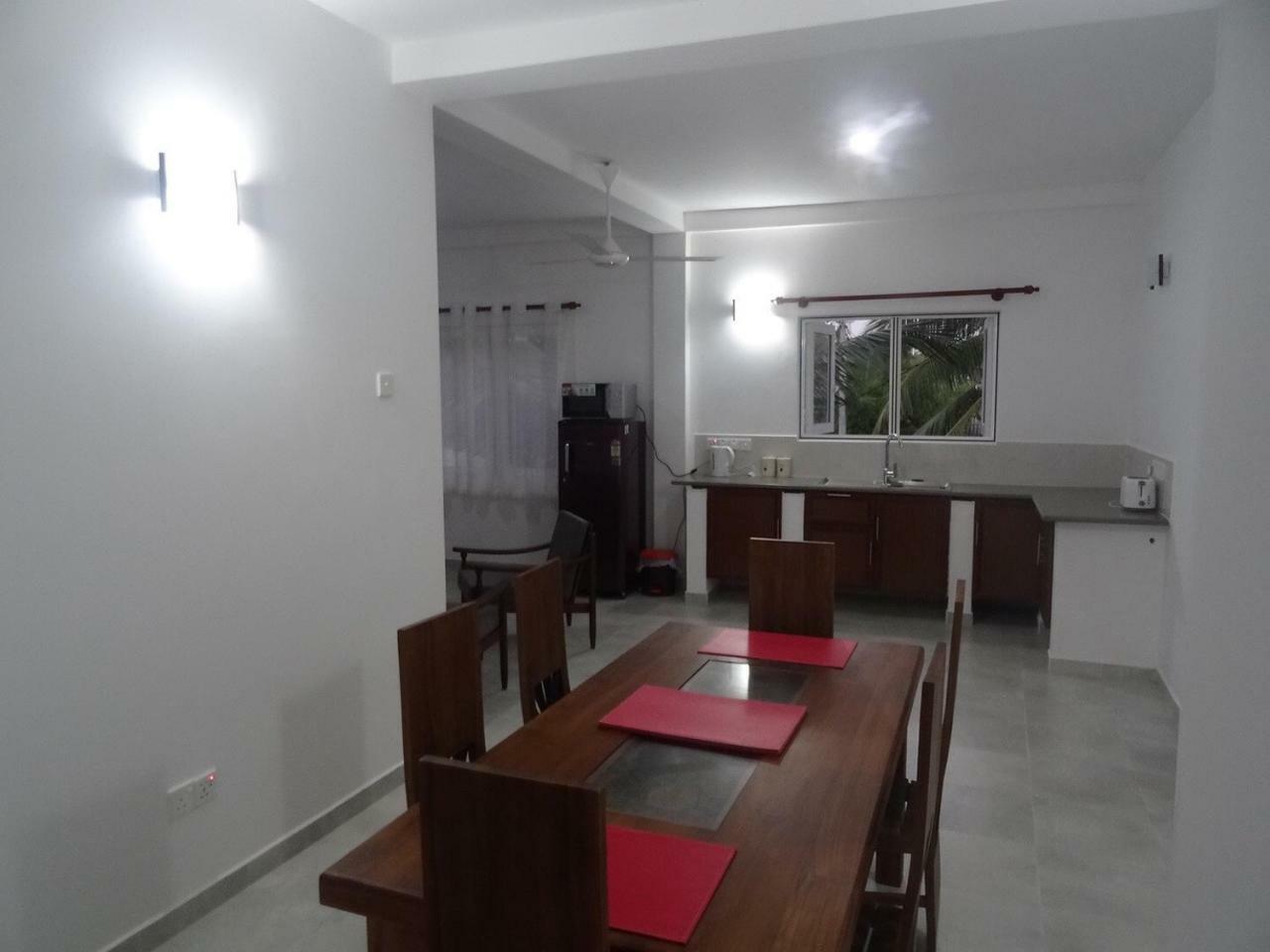 Amssler Beach Stay Kalutara Eksteriør billede